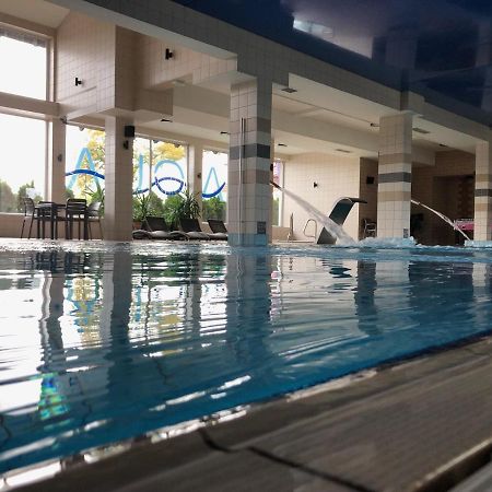 Hotel Victoria Bolszewo Luaran gambar