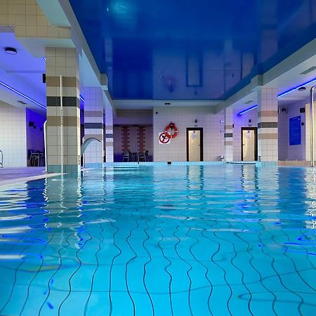 Hotel Victoria Bolszewo Luaran gambar