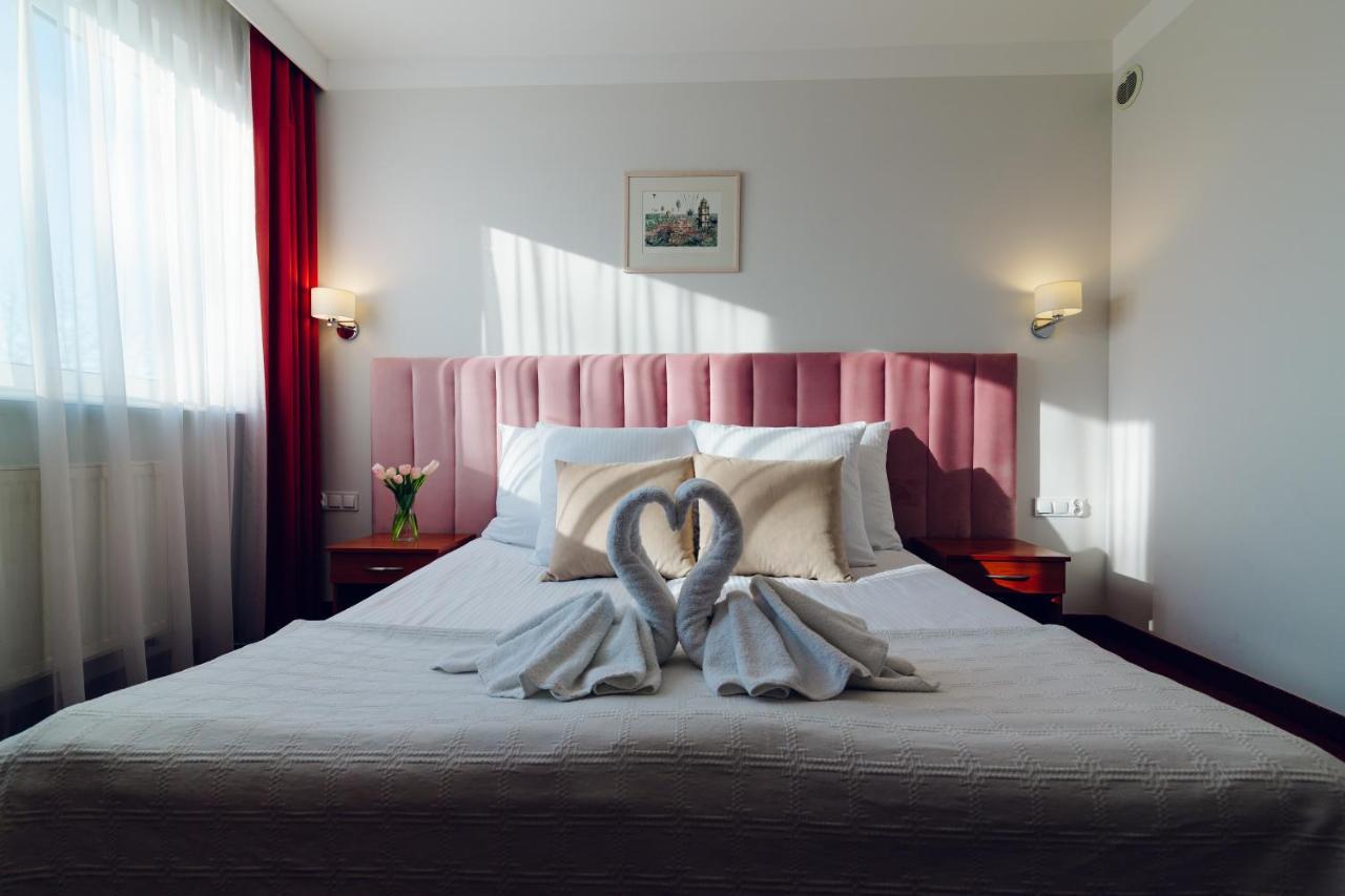 Hotel Victoria Bolszewo Luaran gambar