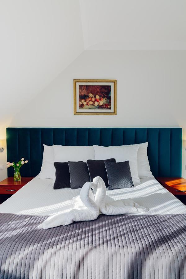 Hotel Victoria Bolszewo Luaran gambar