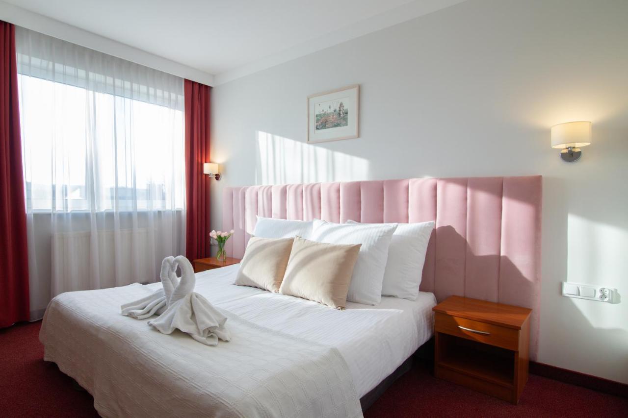 Hotel Victoria Bolszewo Luaran gambar