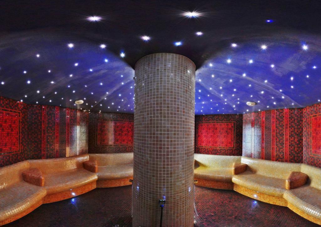 Hotel Victoria Bolszewo Luaran gambar