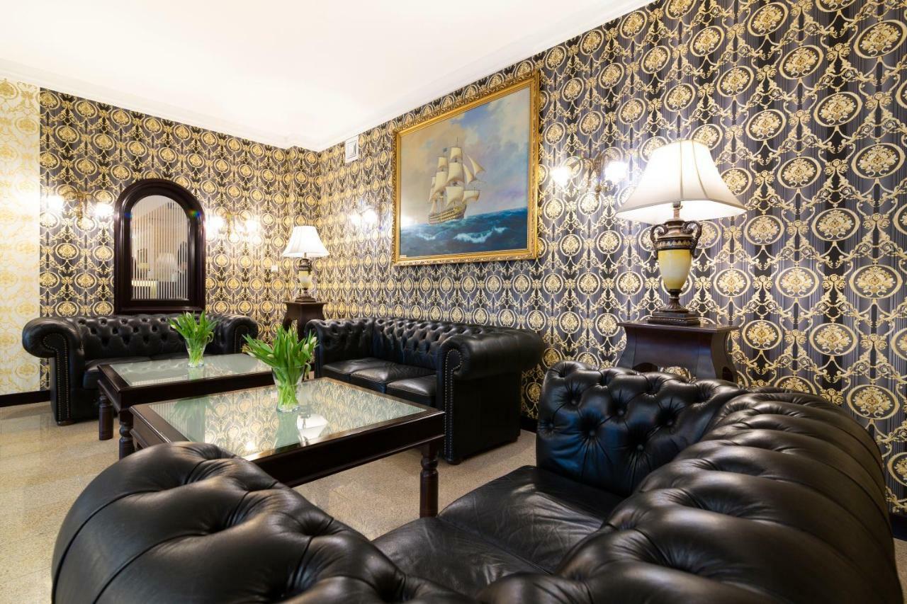 Hotel Victoria Bolszewo Luaran gambar