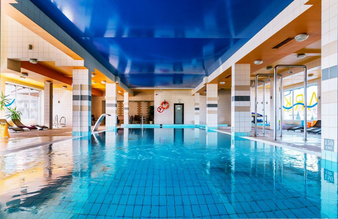 Hotel Victoria Bolszewo Luaran gambar